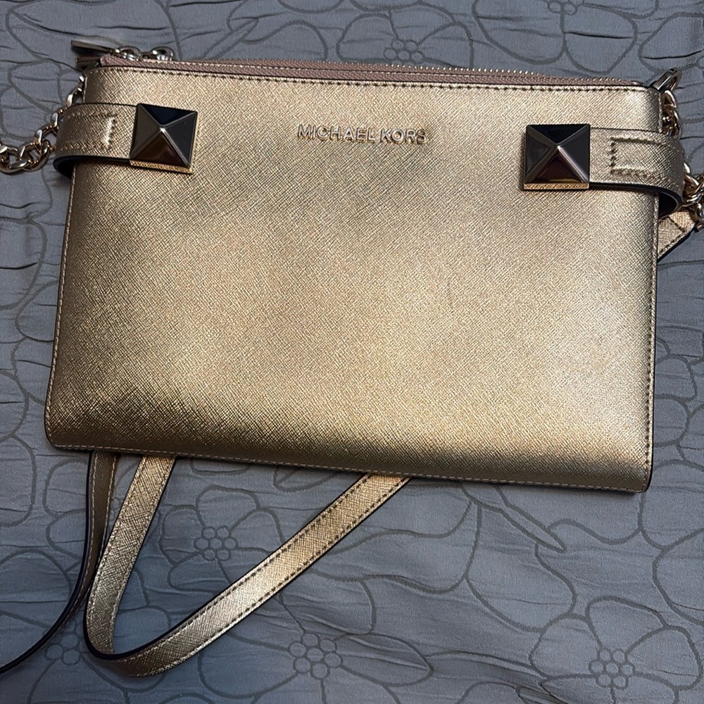 MICHAEL Michael Kors Gold Crossbody Bag with Chain Strap